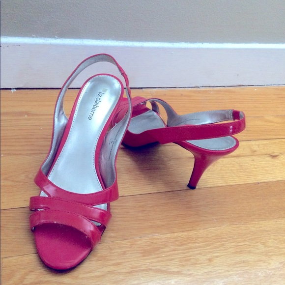 Liz Claiborne leather heels - Picture 2 of 2